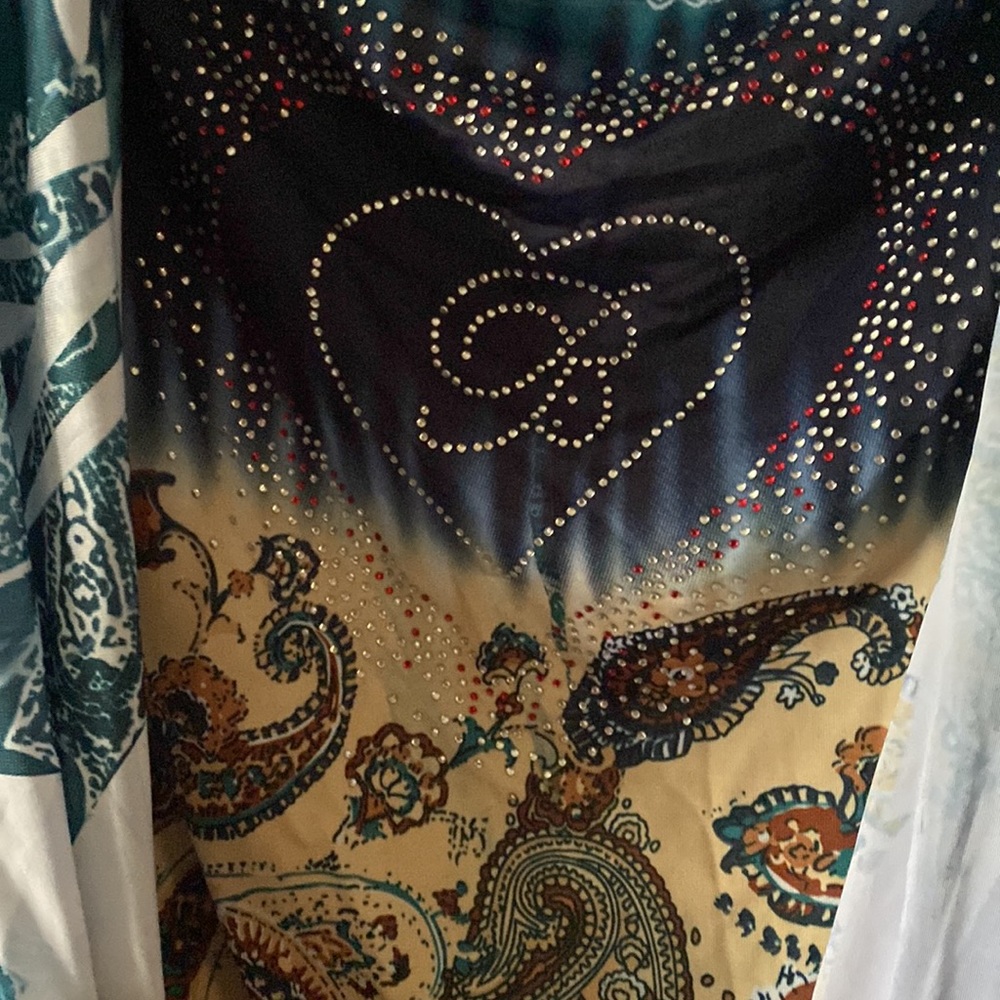 Brand new tank top! - Picture 3 of 7